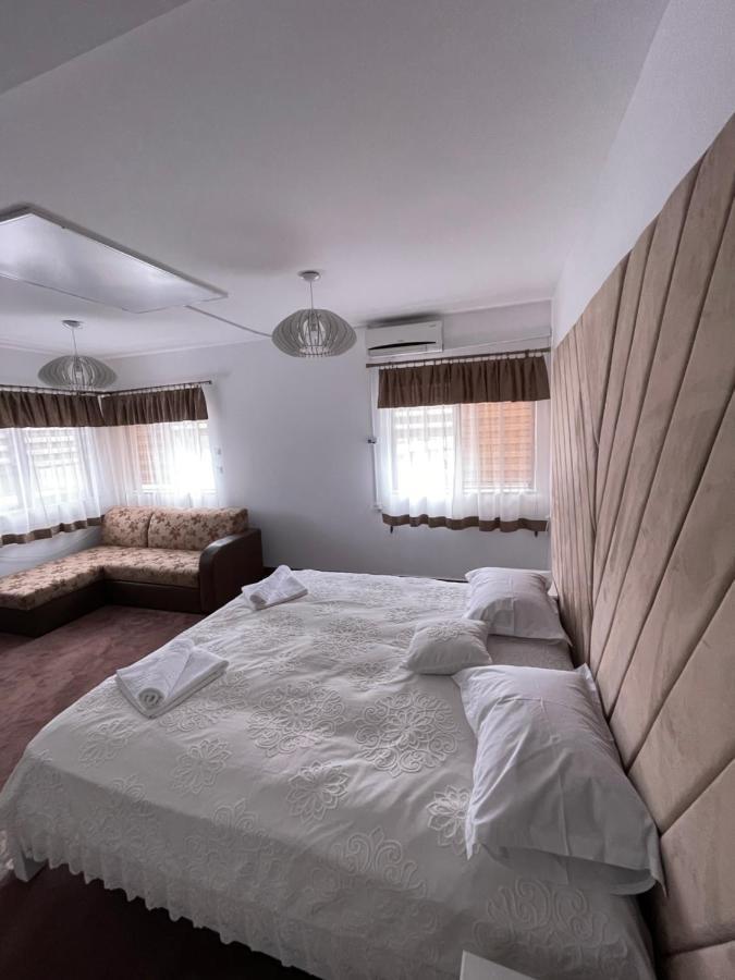 Apartelim Мэнэстиря-Гуморулуй Экстерьер фото